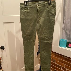 Green Old Navy Rockstar